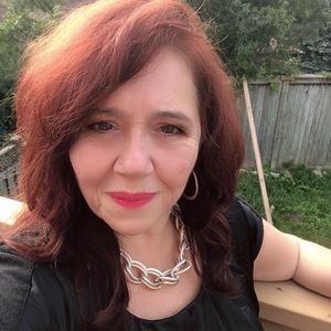 Meet your Posher, Tina